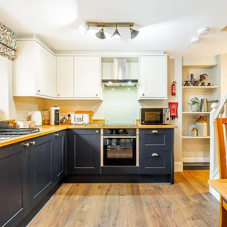 2 Bed In Ambleside Oc-Lr049 *