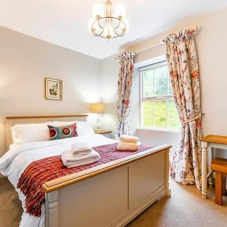 2 Bed In Oc-lr049